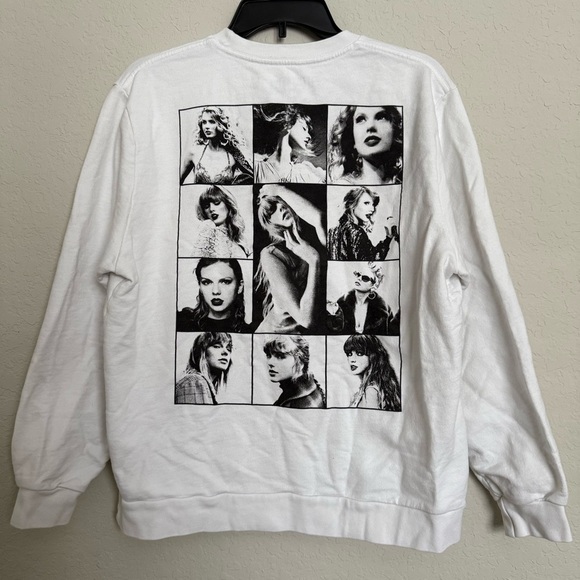 Taylor Swift The Eras Tour White Crewneck Sweater Size M Cotton Made in USA - Picture 3 of 5